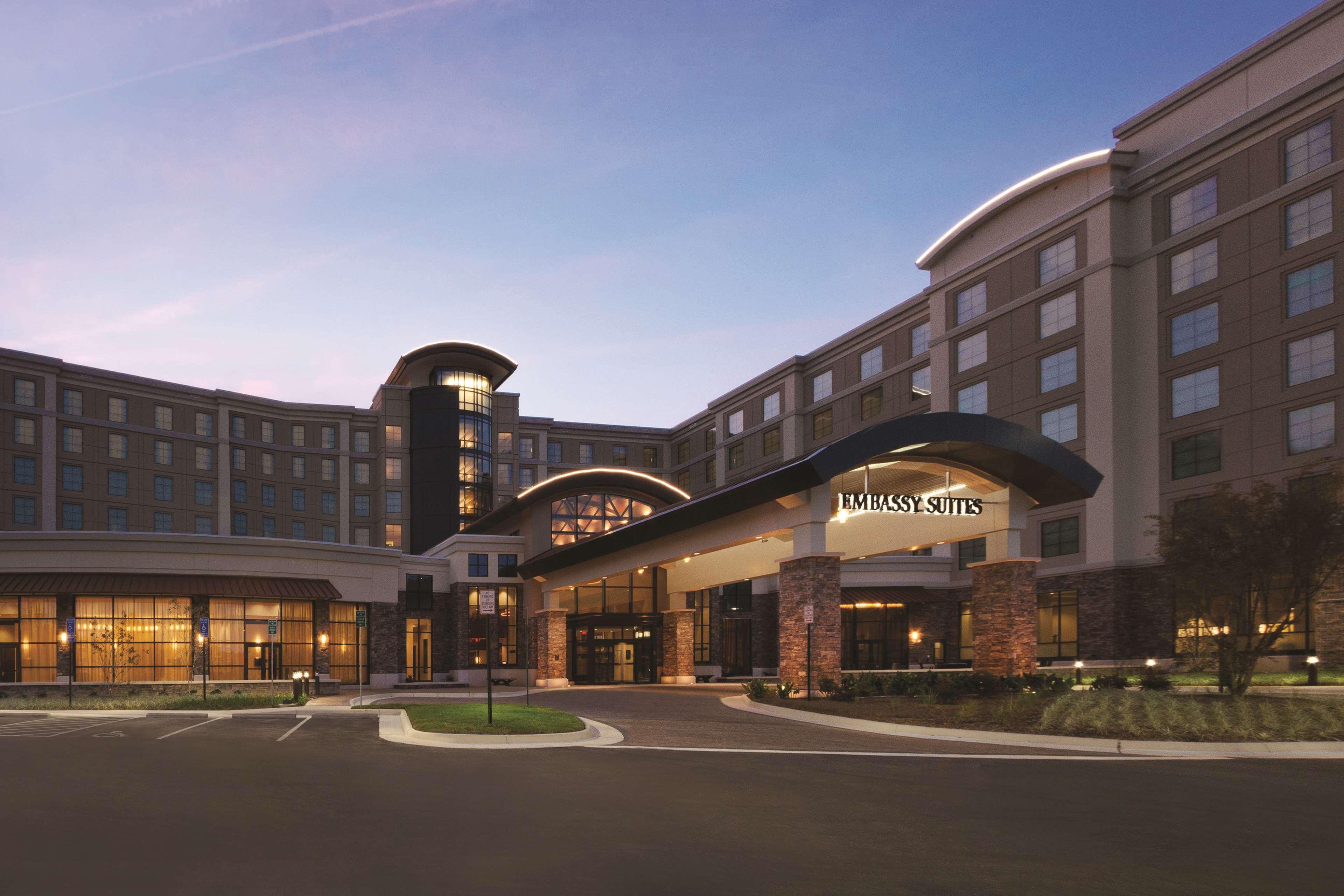 Embassy Suites Springfield Extérieur photo