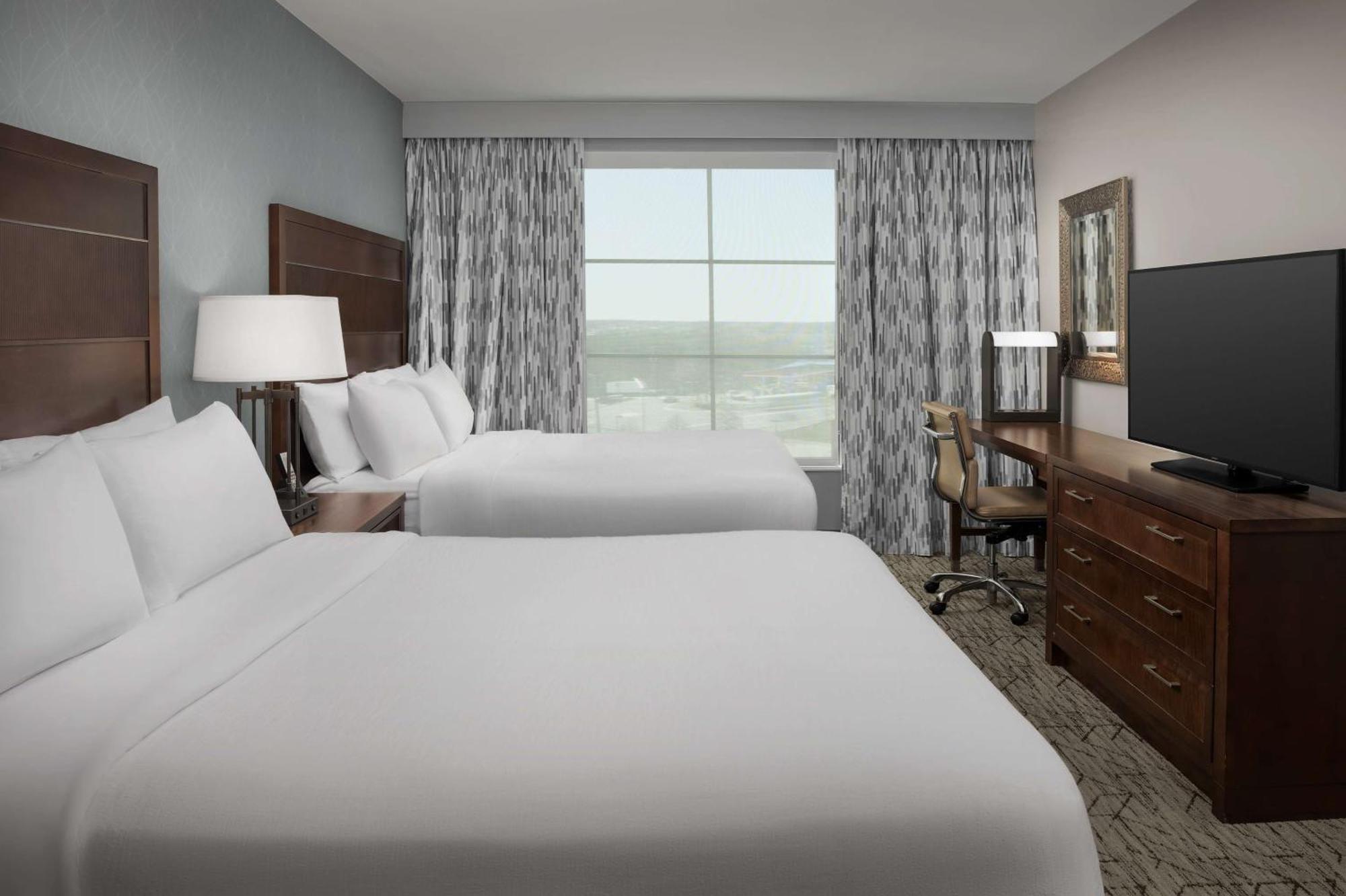 Embassy Suites Springfield Extérieur photo