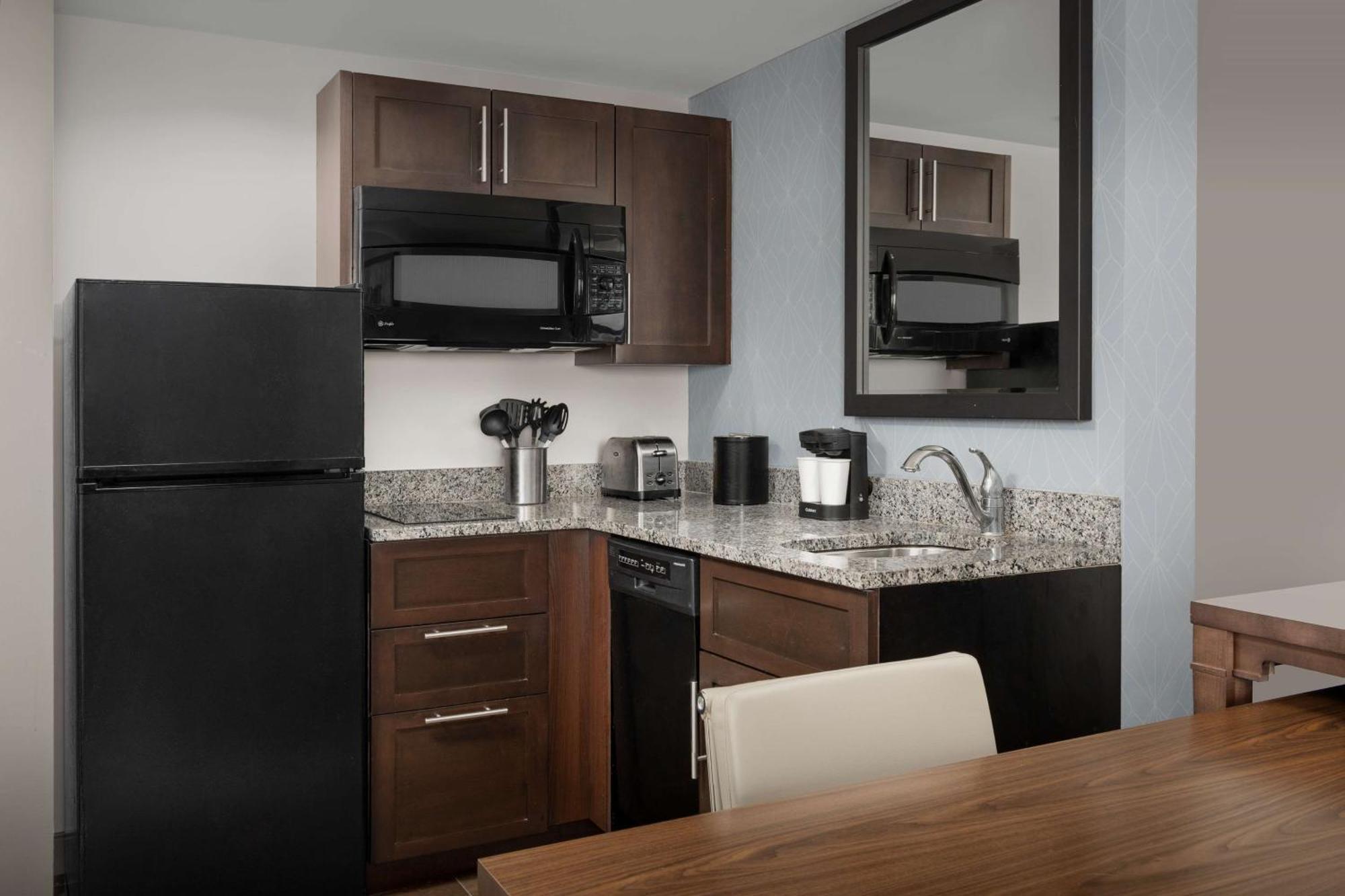 Embassy Suites Springfield Extérieur photo